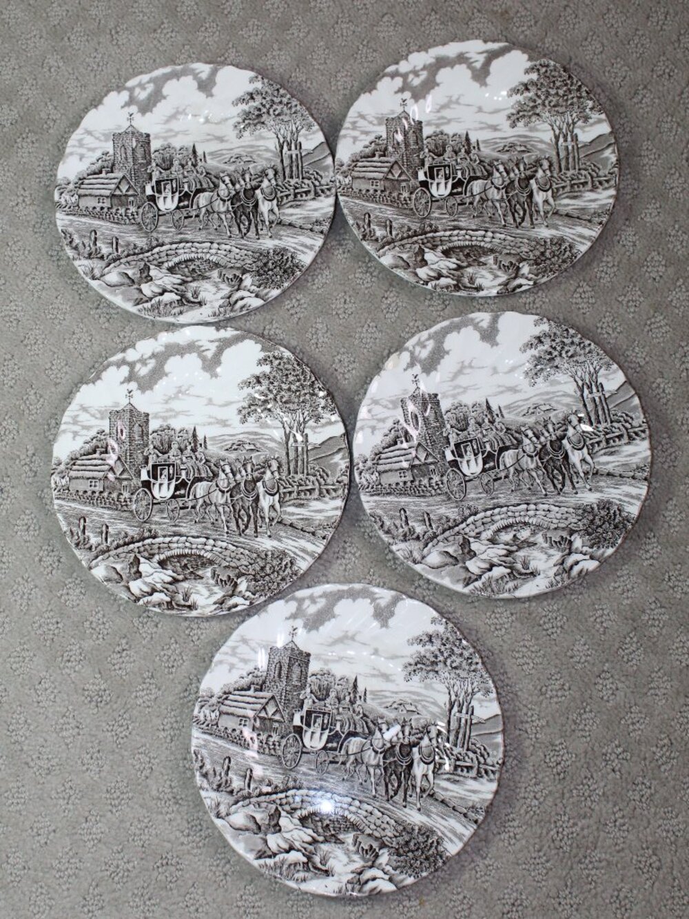Set of 5 Royal Mail Staffordshire Ware Brown & White 6.75" Bread Plates